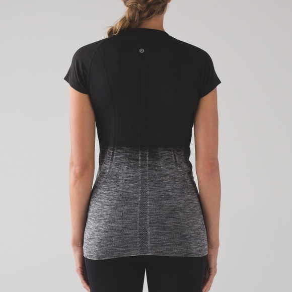 🍋 RARE Lululemon Swiftly Tech Short Sleeve Crew Size 6 - Picture 2 of 8